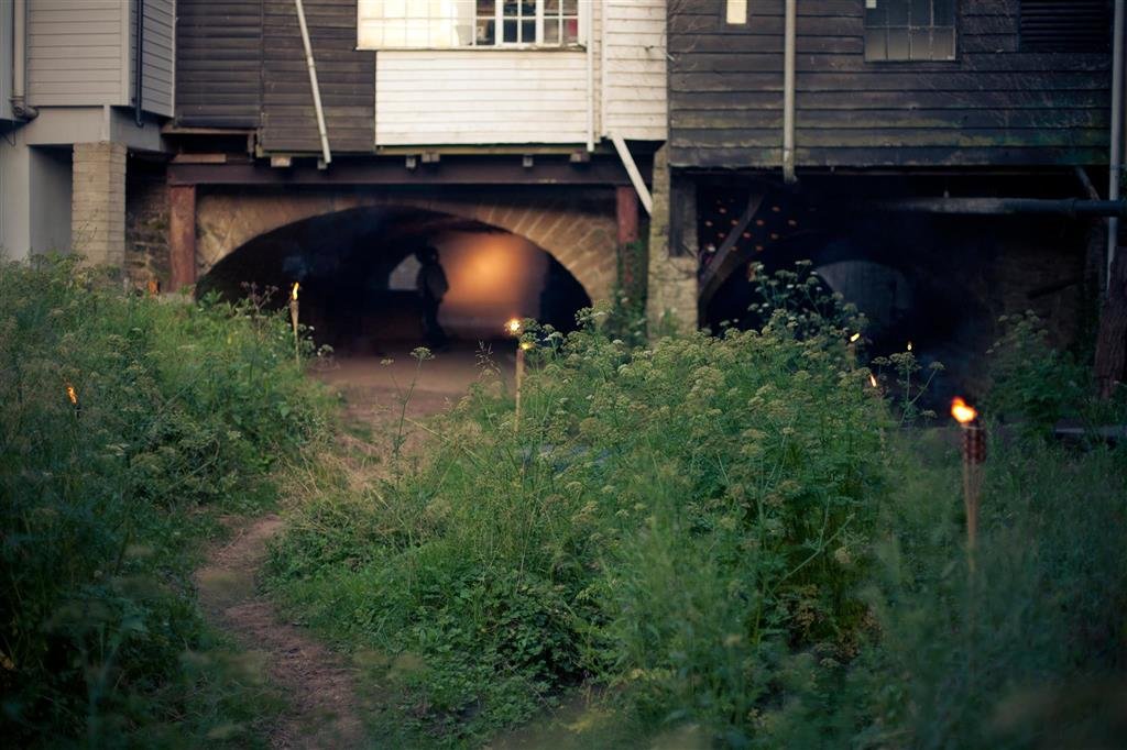 Photograph from Tales of the Tunnels by Alex Green.