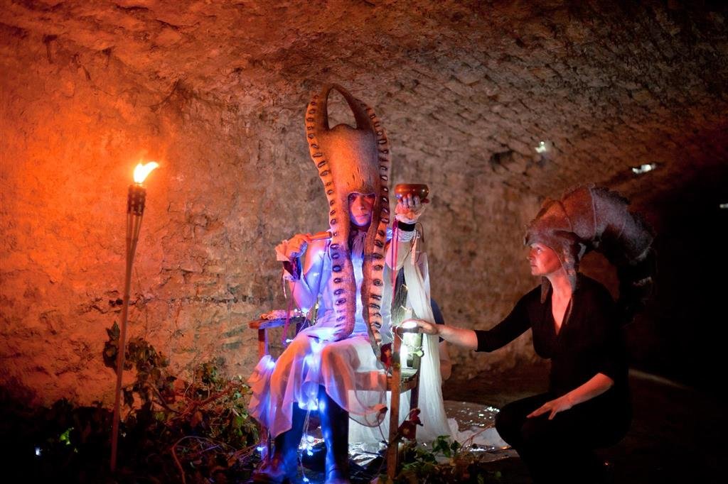 Photograph from Tales of the Tunnels by Alex Green.