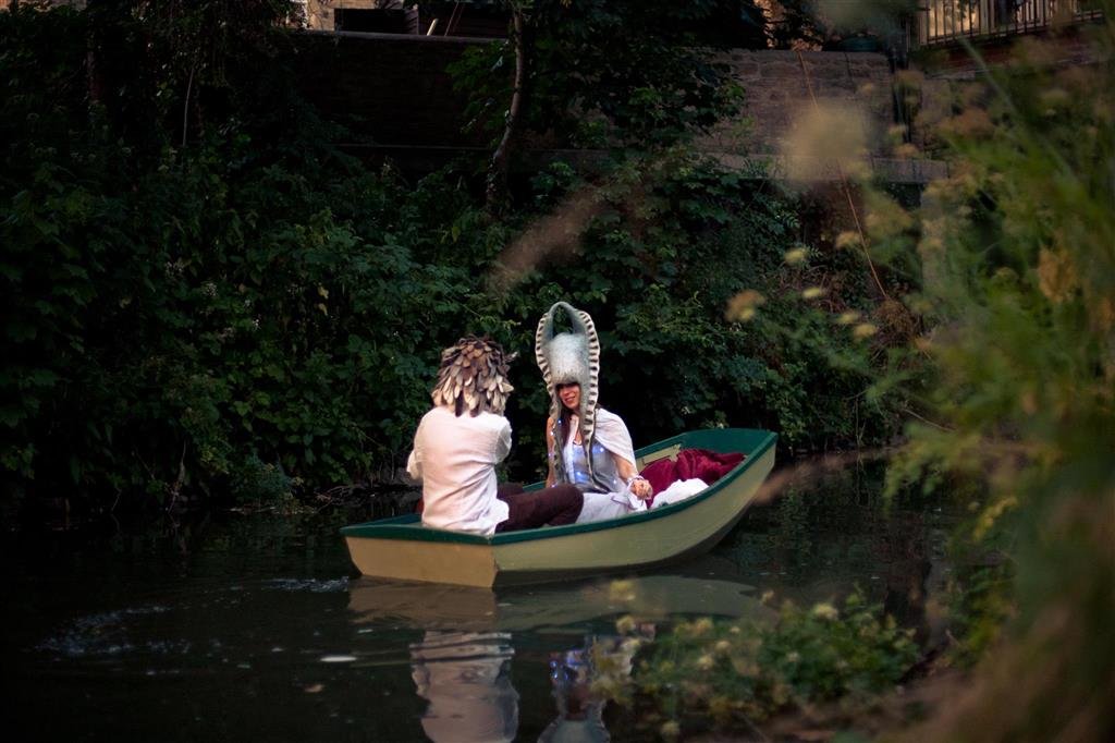 Photograph from Tales of the Tunnels by Alex Green.